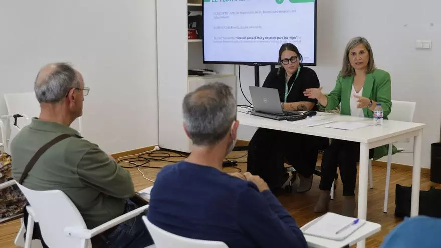 TALLER SOBRE TESTAMENTOS ORGANIZADO POR LA ASOCIACION ESPAÑOLA CONTRA EL CANCER